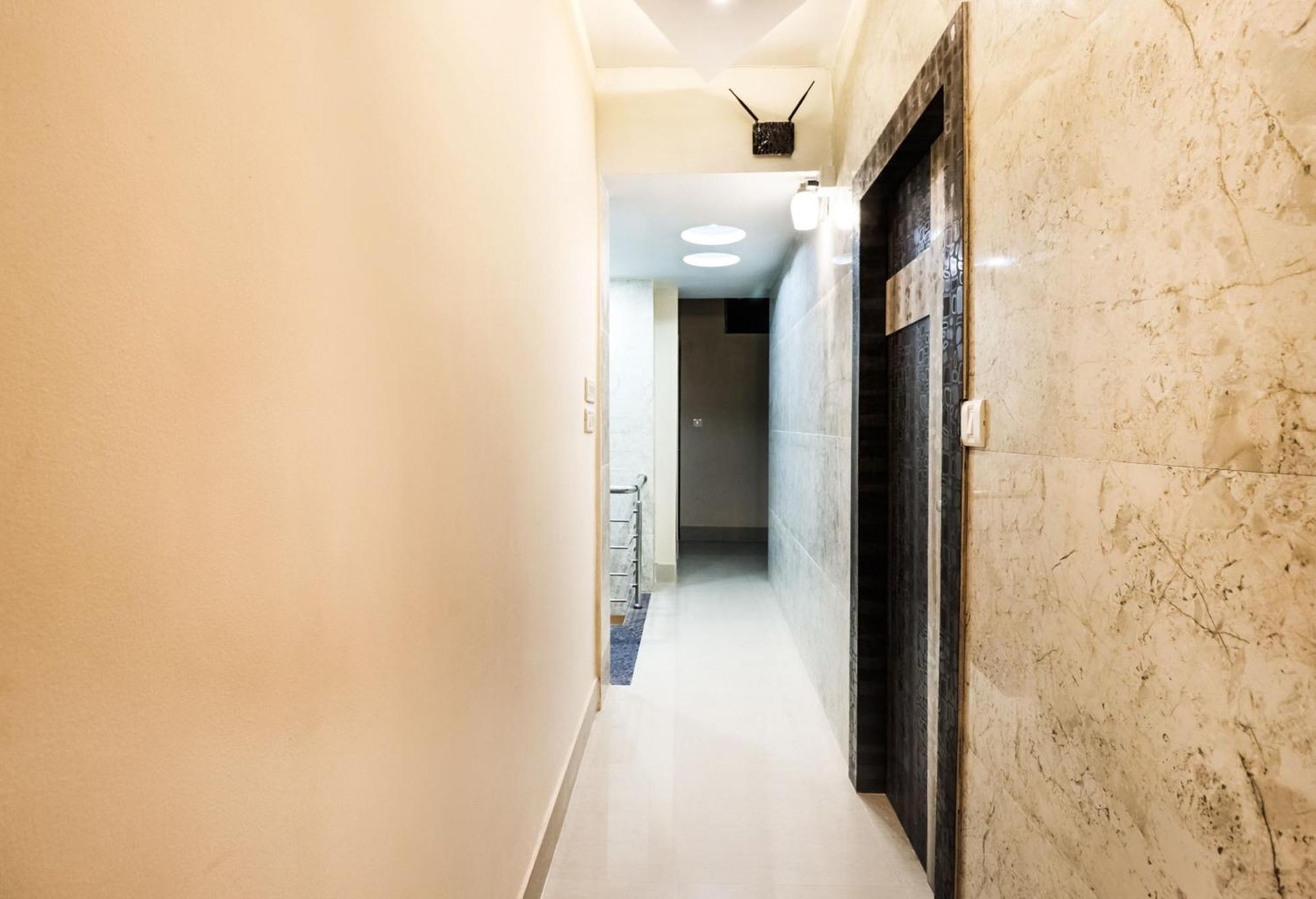 Hotel O Kuber Residency Near Birla Mandir Calcuta Exterior foto